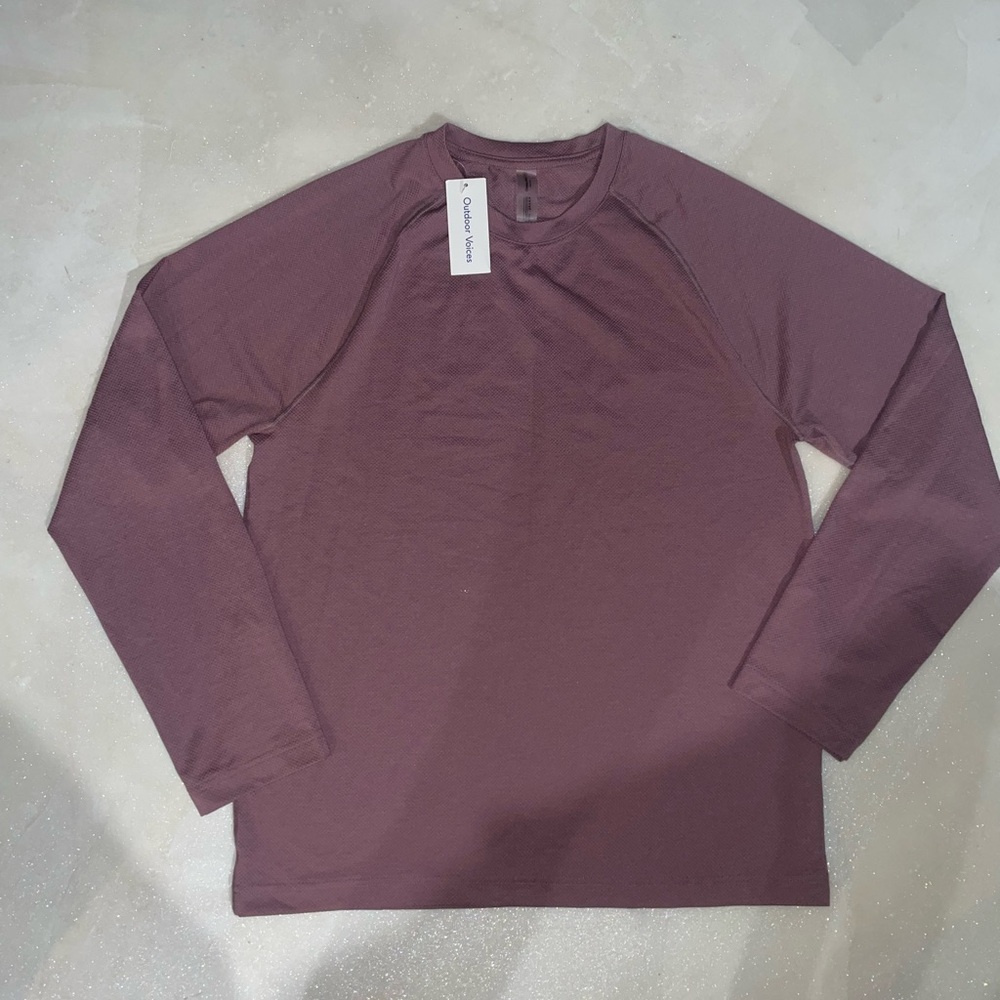 Medium Men’s Outdoor Voices Fast Track Long Sleeve Tee - Deep Taupe NWT